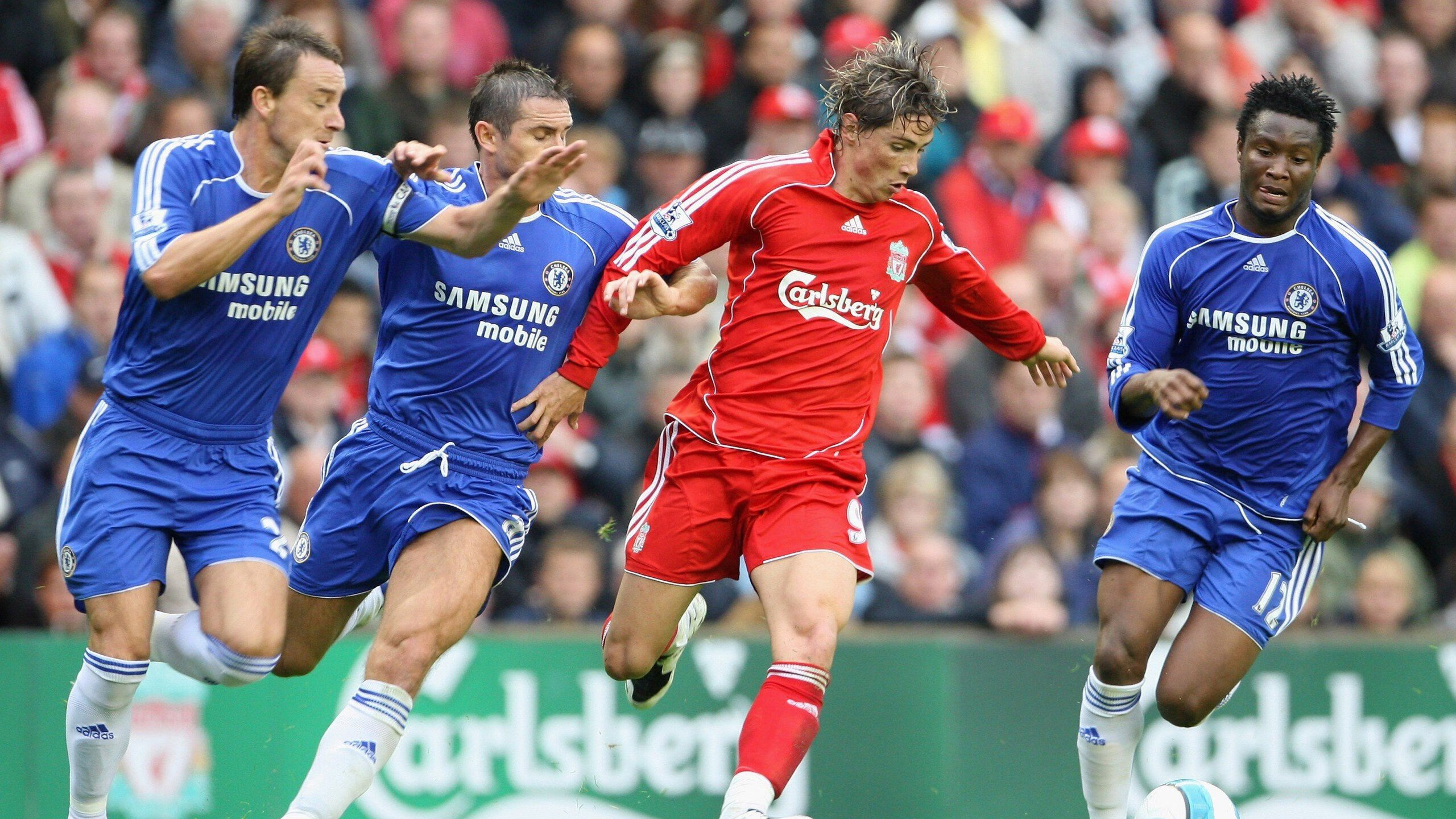 天价转会引爆足坛!巴黎圣日耳曼2.5亿欧元签下超级新星,创历史新高