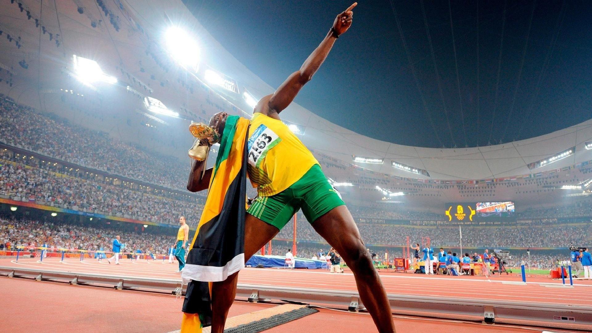 游泳名将李昊打破尘封十年世界纪录，亚洲泳坛再创辉煌